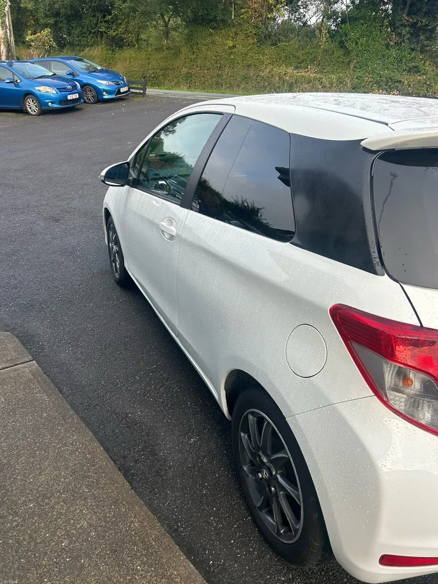 For sale 2013 Toyota Yaris 1.3 sports 3 door - Image 3