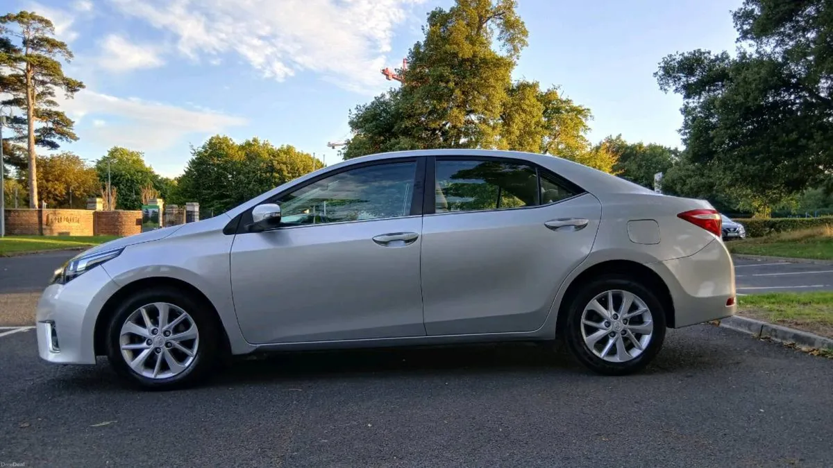 TOYOTA COROLLA 129 K KM - Image 5