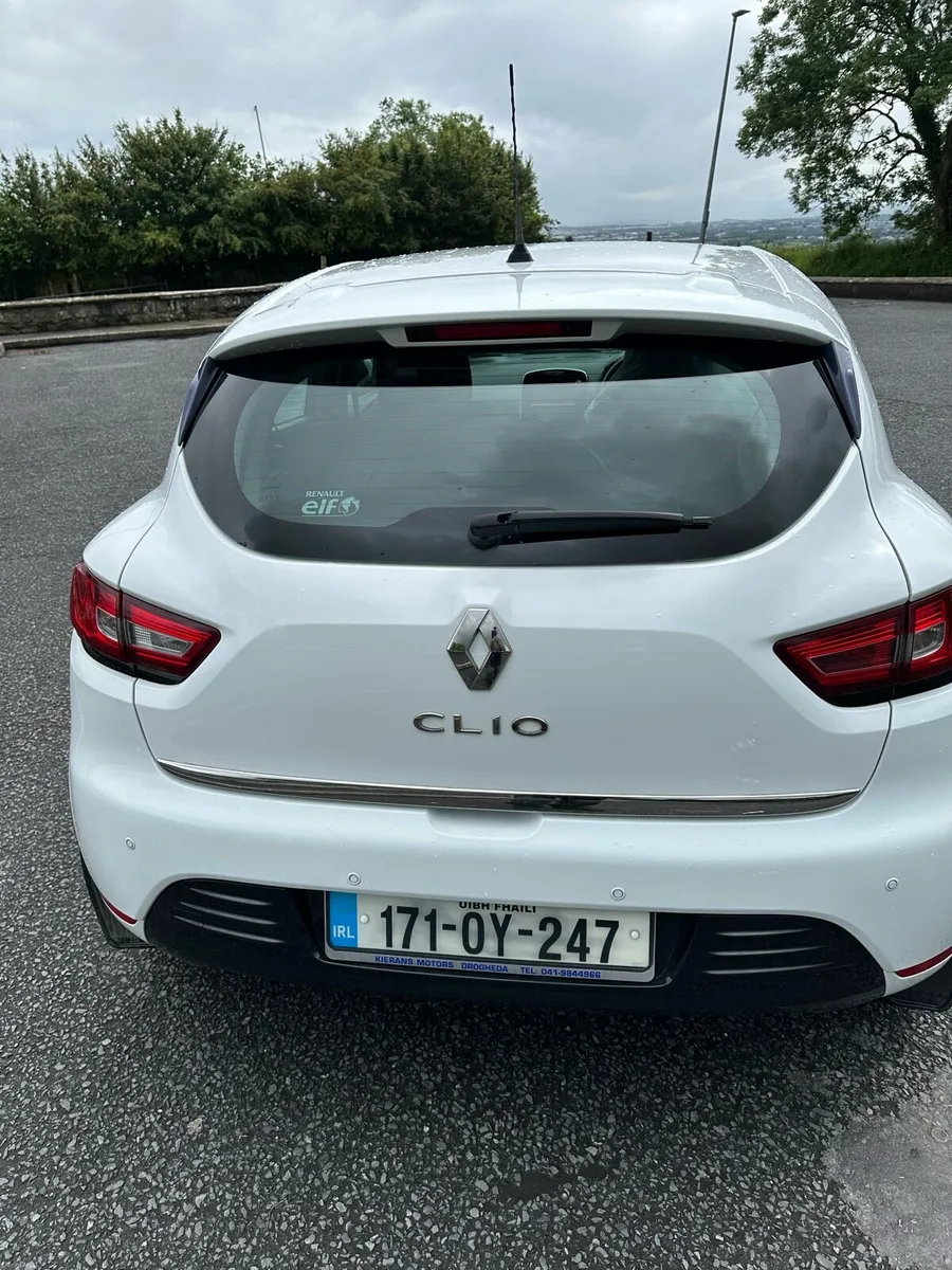 Renault Clio - Image 4