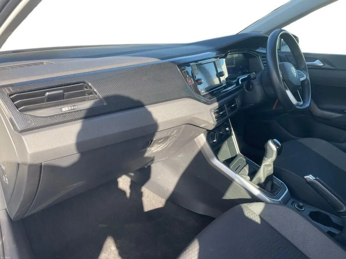 Volkswagen Polo 1.0 TSI 95HP Life - Image 4