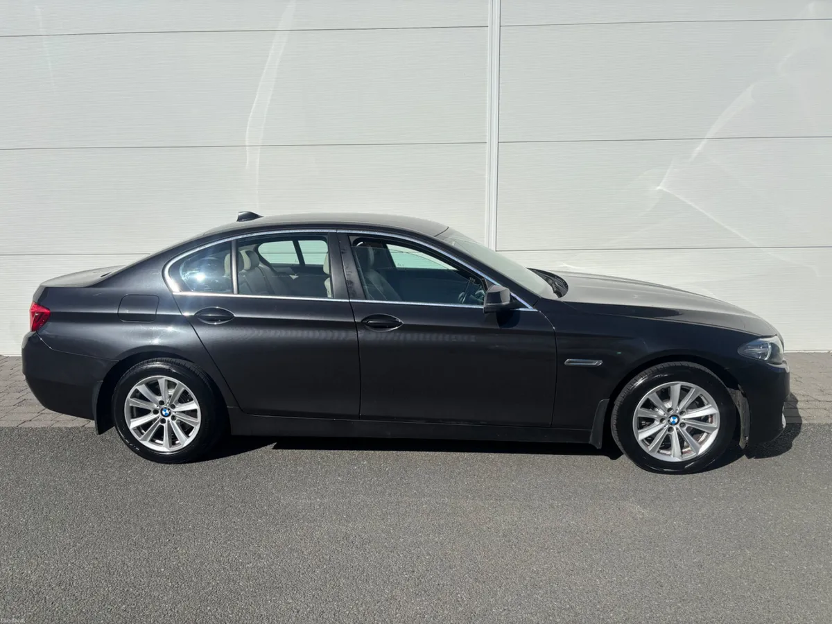 2016 BMW 520 DIESEL SE A/T NEW NCT - Image 5