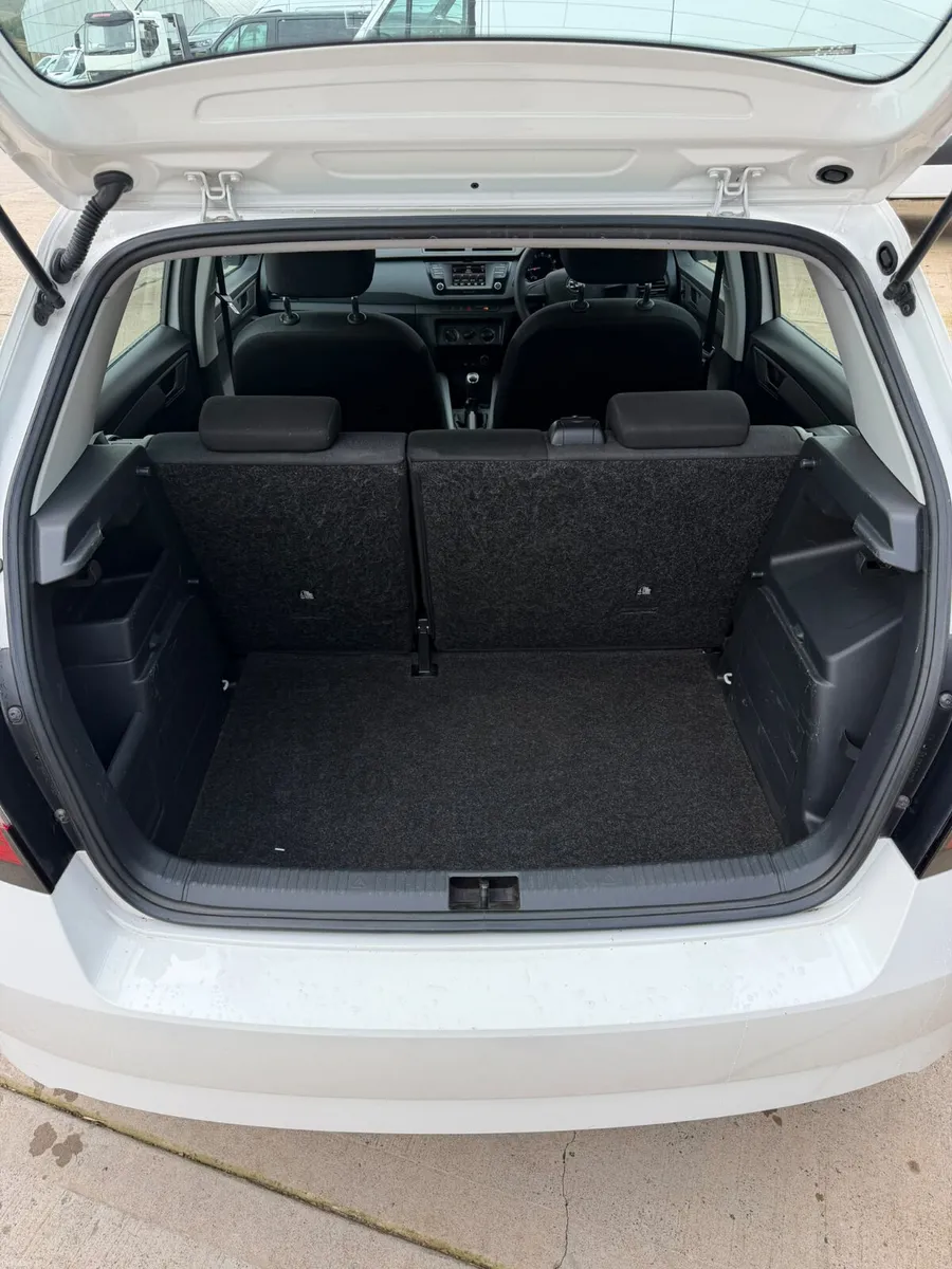 Skoda Fabia 2018 - Image 5