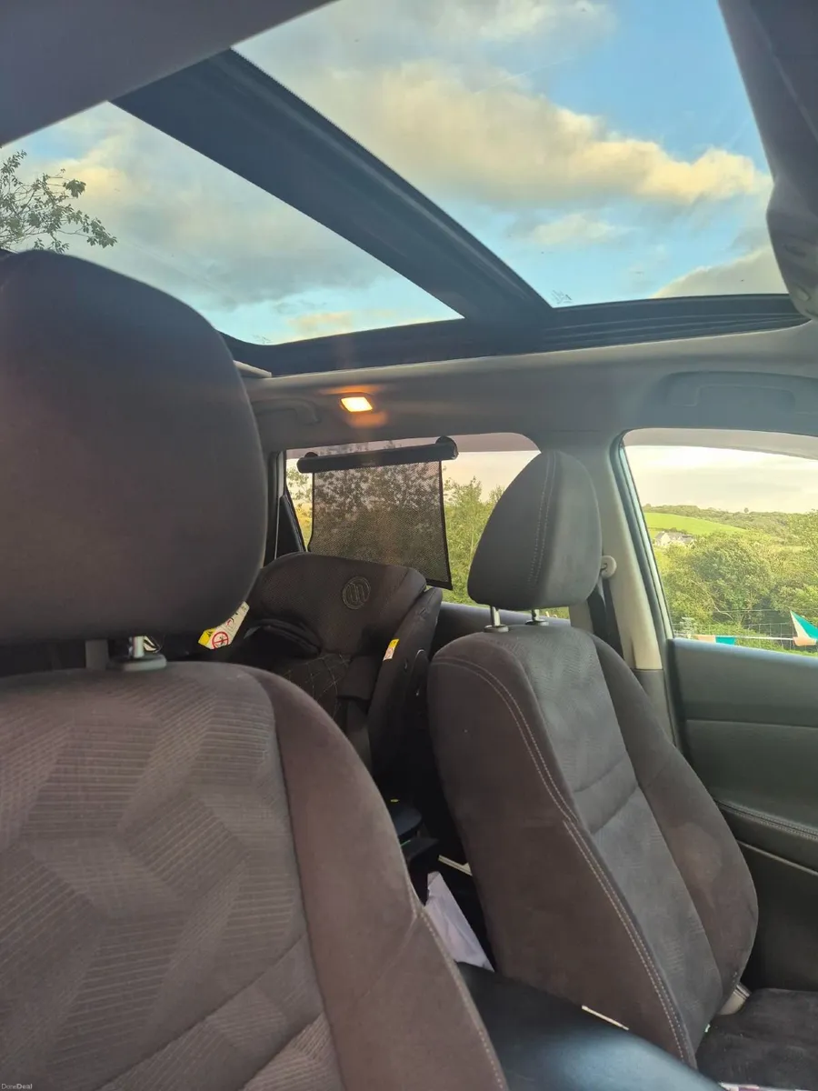 Nissan X-Trail 2017 Automatic - Image 6