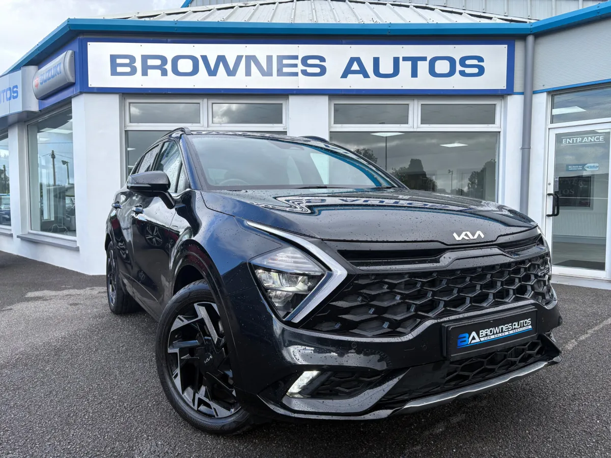 2024 Kia Sportage 4X4 GT-Line Plug in Hybrid - Image 4