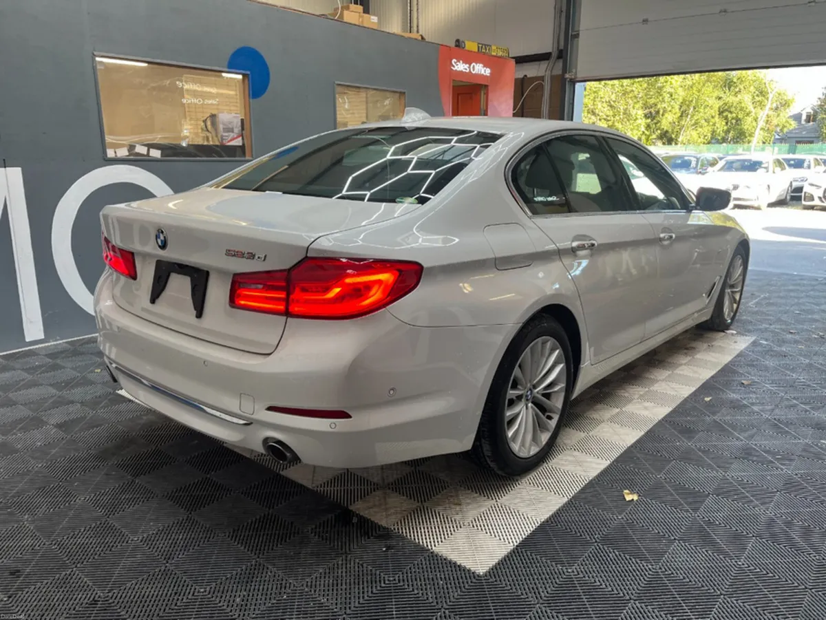 BMW 5-Series 2017 BMW 5 4d 523D AUTOMATIC 2.0/ CRU - Image 3