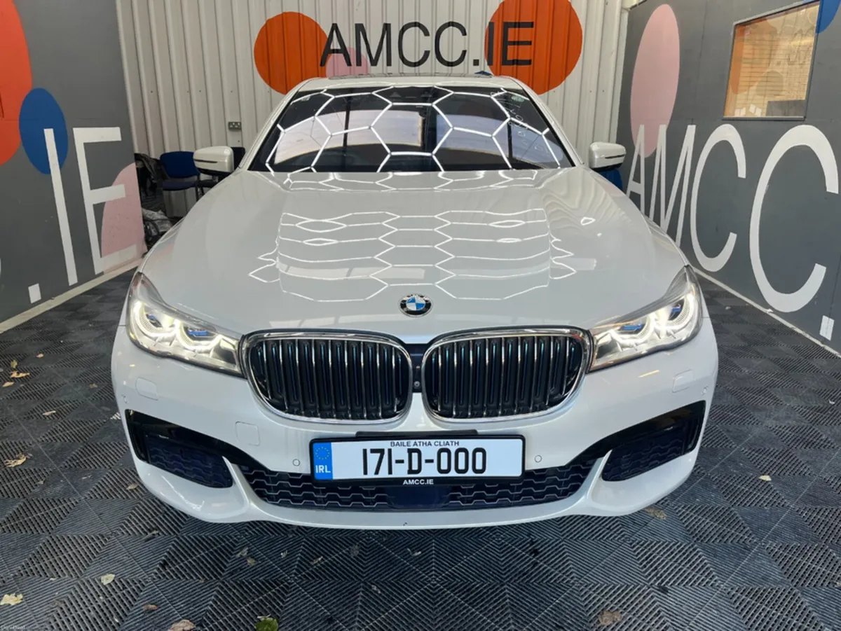 BMW 7-Series 2017 BMW 7 740E IPERFORMANCE M-SPORT - Image 2