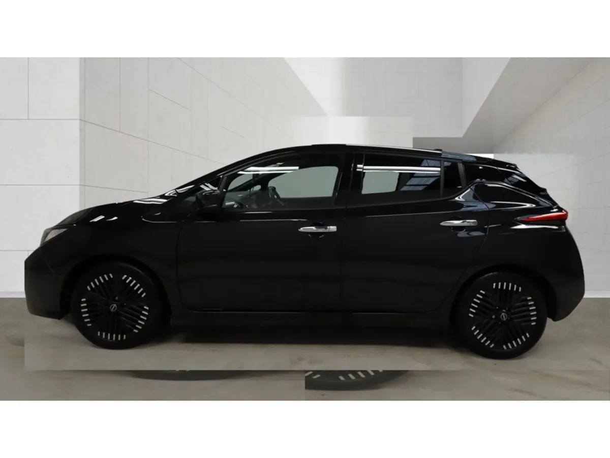 Nissan Leaf N-CONNECTA - Image 2