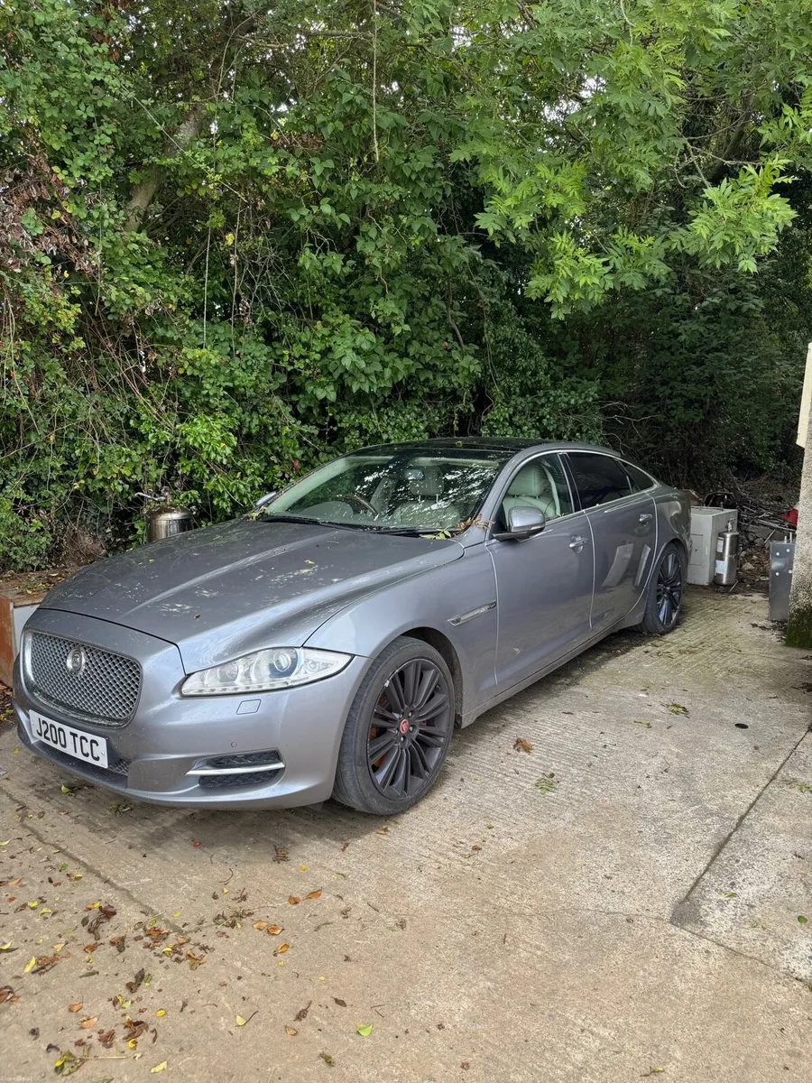 Jaguar xjL - Image 5