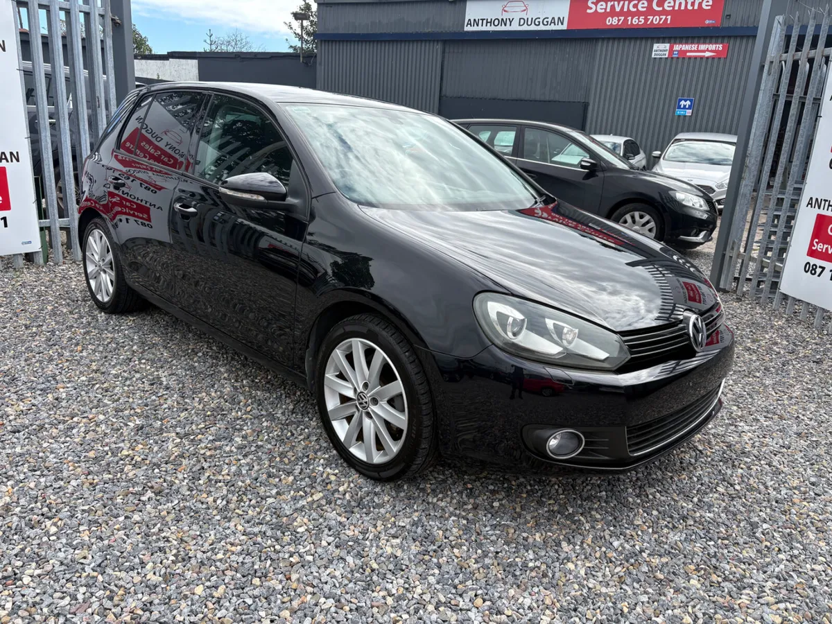 Volkswagen Golf 1.4tsi Automatic - Image 1
