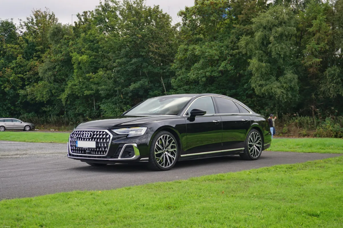 2024 Audi A8 60 TFSI e Quattro — 462hp - Image 2