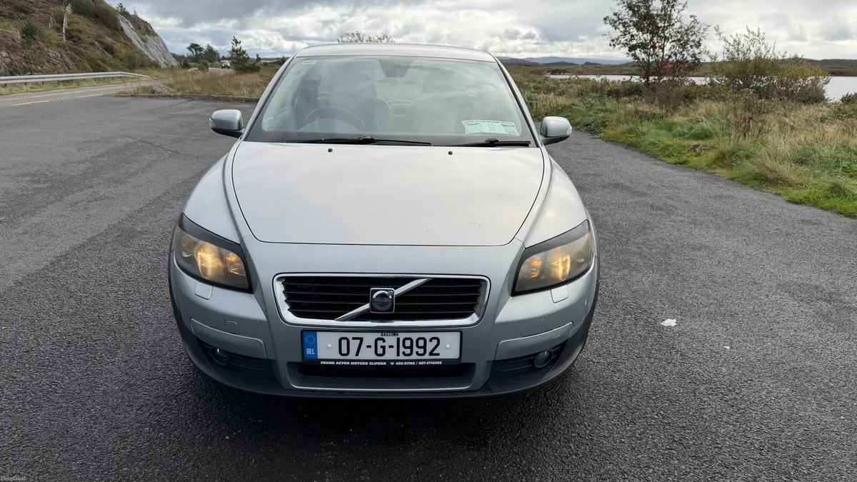 Volvo C30 - Image 1