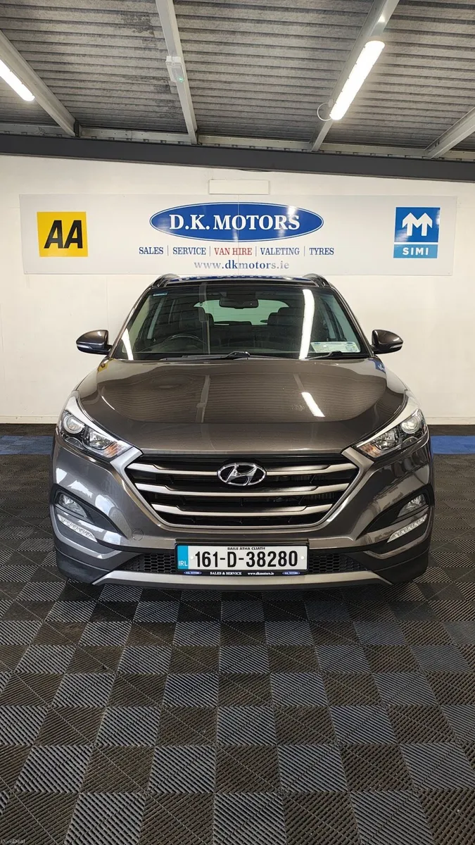 HYUNDAI TUSCON - Image 1