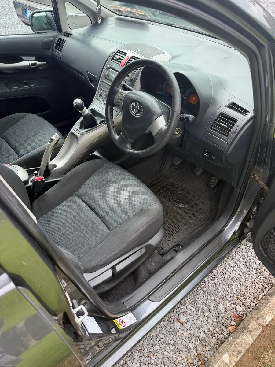 Toyota Auris - Image 5
