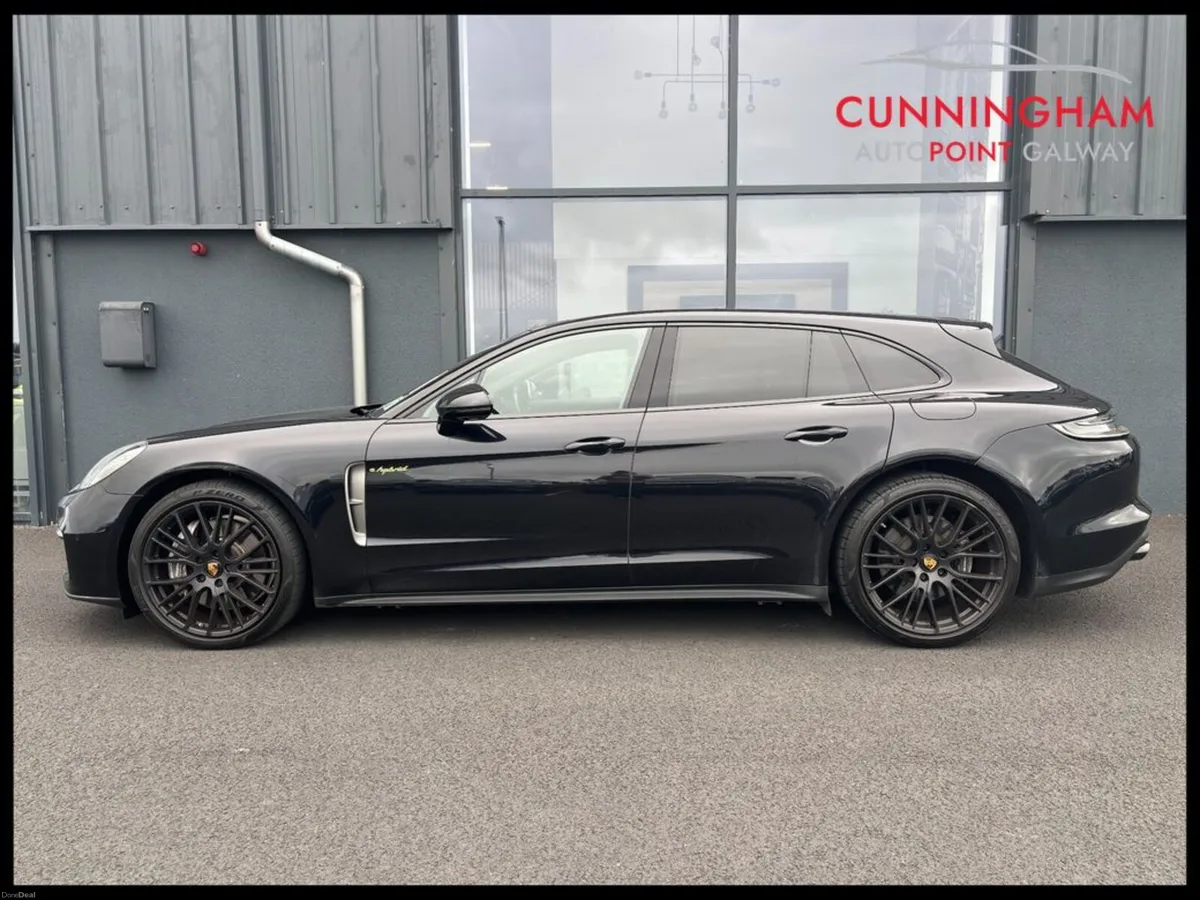 Porsche Panamera 4 e-hybrid Sport Turismo Platinum - Image 4