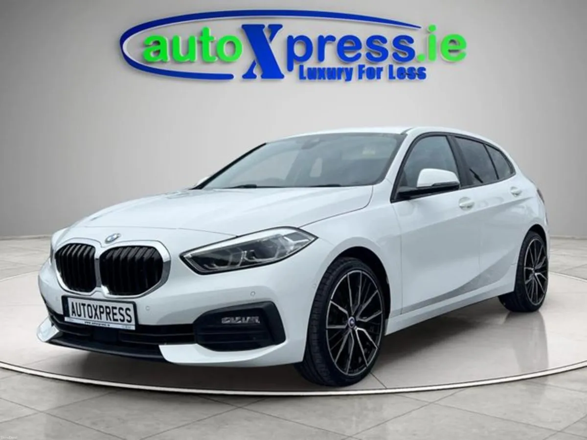 BMW 1-Series 118D PLAY Automatic - Image 5