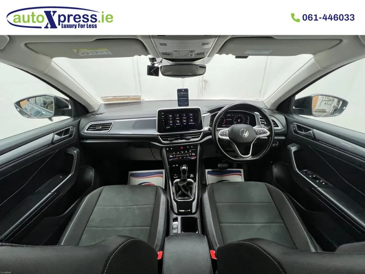 Volkswagen T-Roc 2.0 TDI STYLE, Low mileage, Autom - Image 2
