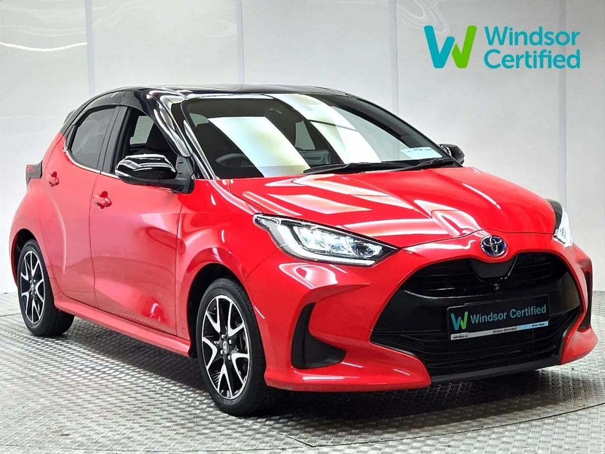 Toyota Yaris 1.5 Z 2-Tone Hybrid - Image 1