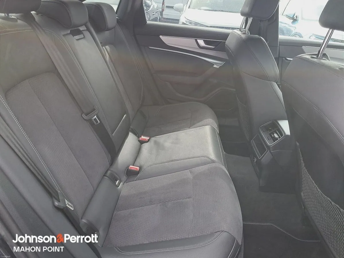 Audi A6 A6 TDI S-LINE **DIESEL / HUGE SPEC** - Image 4