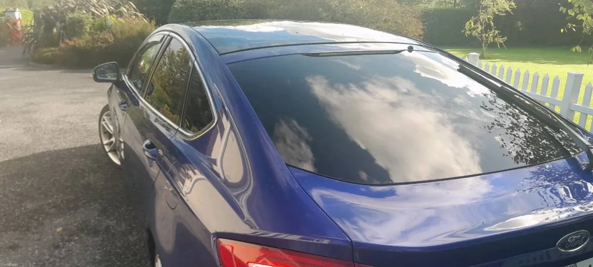 Car - Image 2