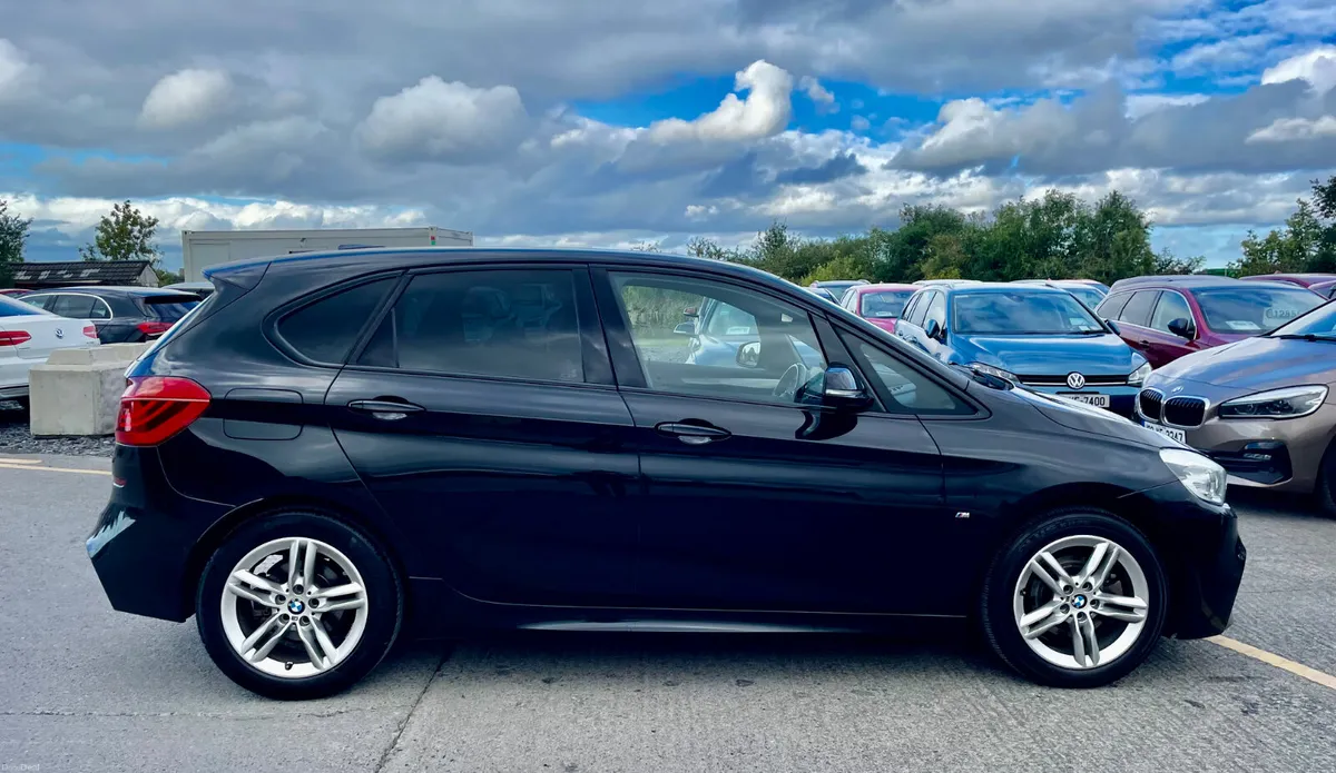 2017 BMW 2-SERIES 218 M-SPORT /2.0,  DIESEL/ - Image 4