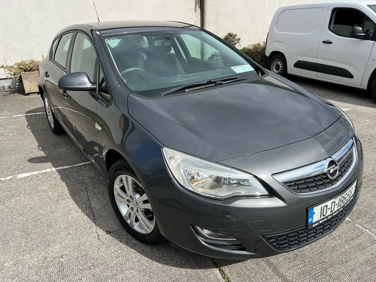 2010 Opel Astra 1.4i LOW KMS NCT 08/27 - Image 1