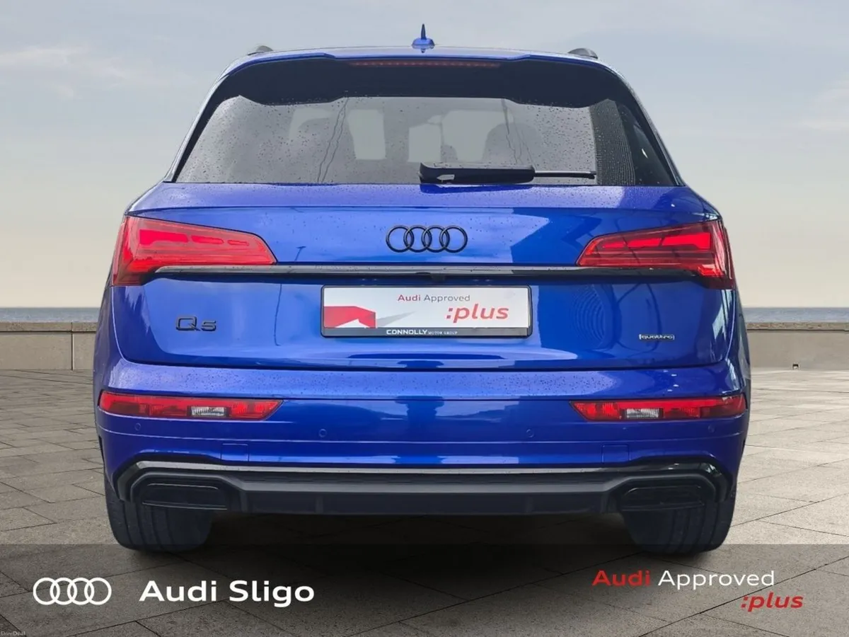 Audi Q5 S Line 50 TFSI e 299HP quattro - Ultra Blu - Image 6