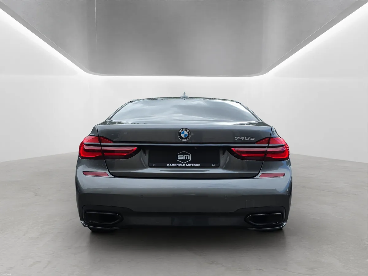 2017 BMW 740E M-SPORT AUTO. - Image 5
