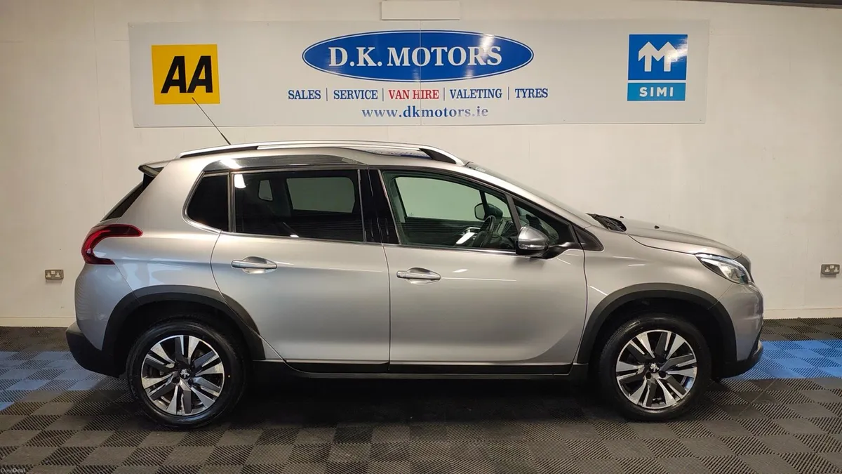 PEUGEOT 2008 - Image 3