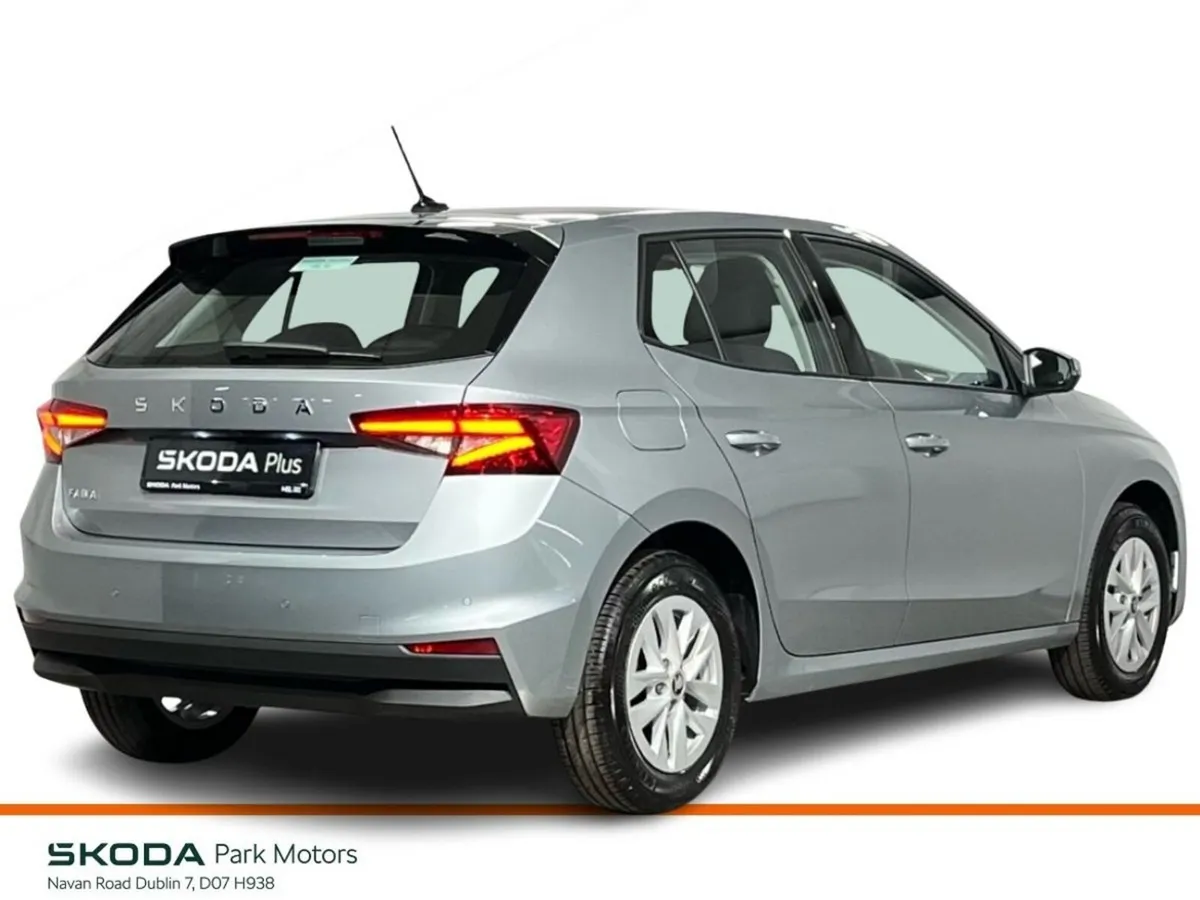 Skoda Fabia  - Reversing Camera - Air Conditioning - Image 4