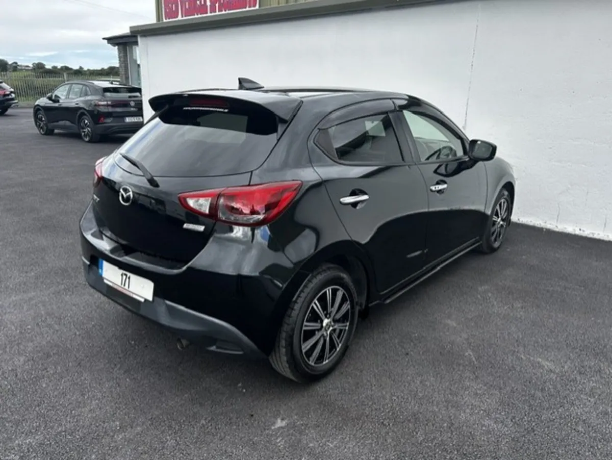 Mazda Demio Automatic - Image 4