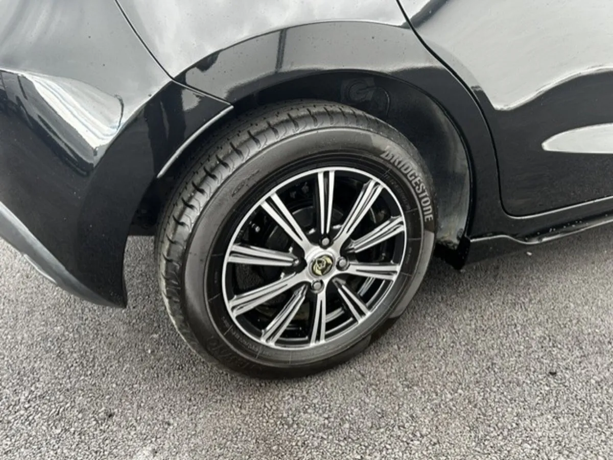 Mazda Demio Automatic - Image 5
