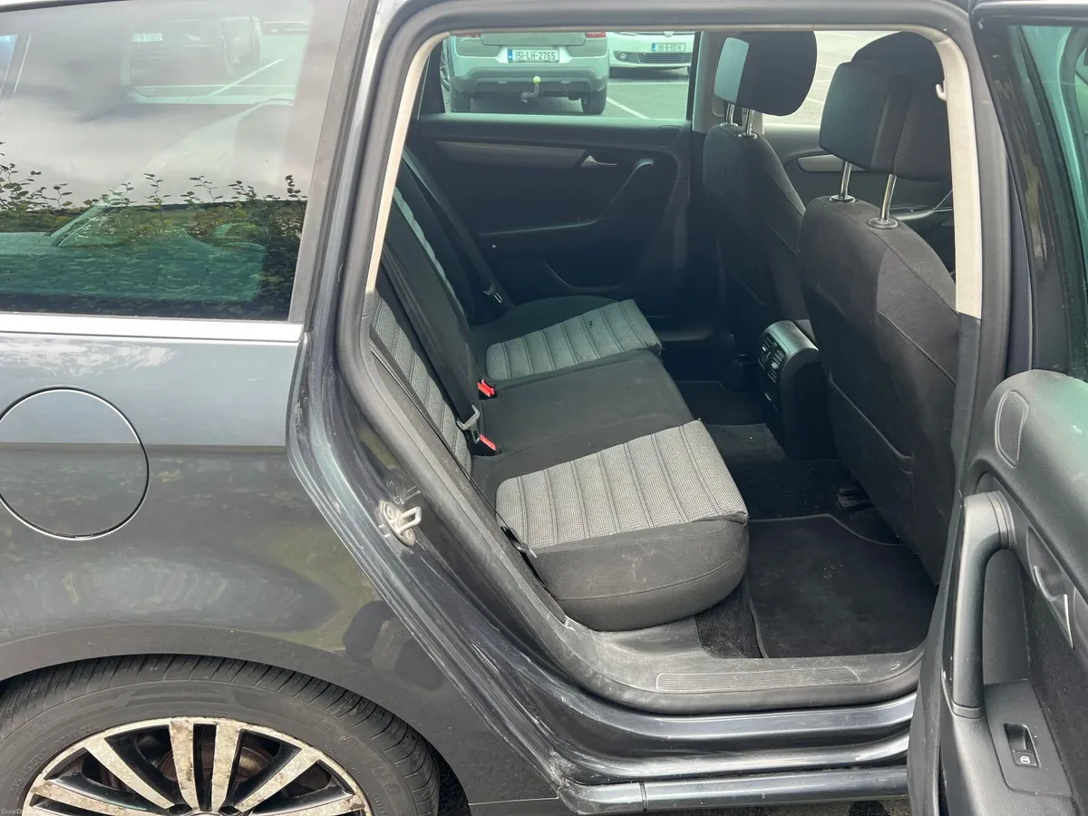 VW Passat estate 2.0l Diesel Bluemotion NCT Aug27 - Image 5