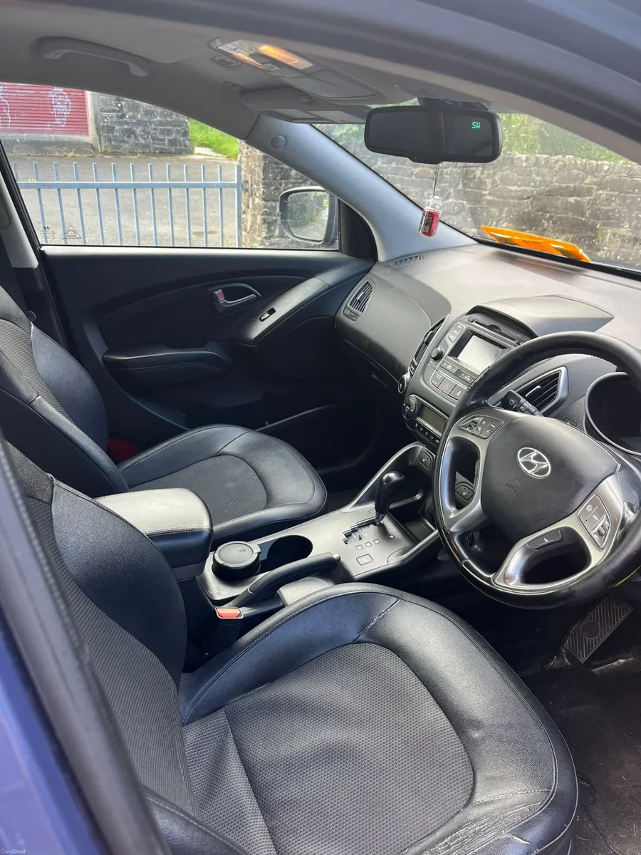 Hyundai ix35 automatic - Image 6