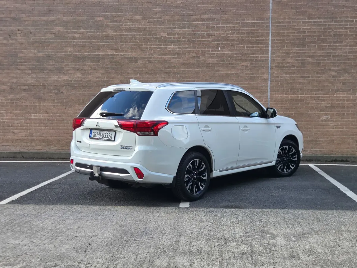 Mitsubishi Outlander 2016 - Image 6