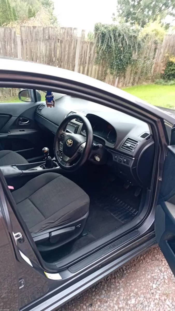 Toyota avensis d4d - Image 3