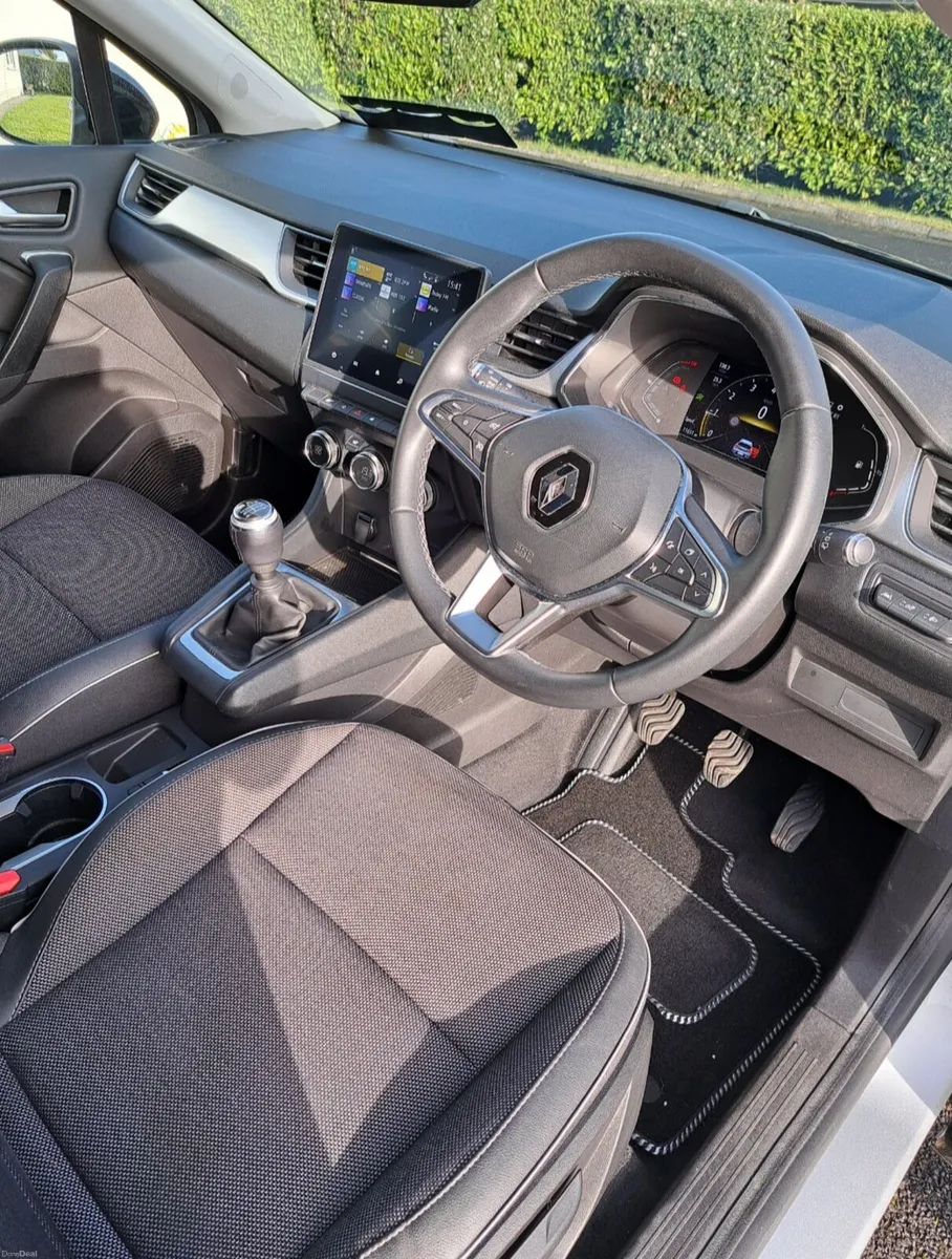 Renault Captur Low Miles - Image 5