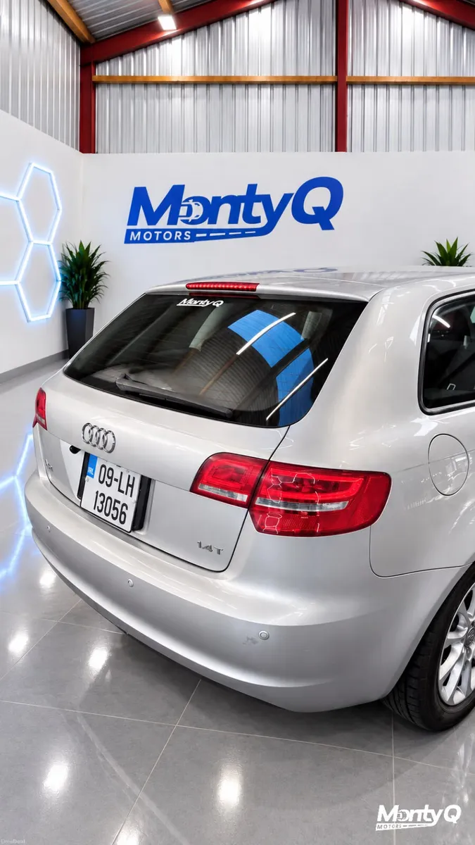 Audi A3 Sportback Auto - 54k km - reverse cam - Image 4
