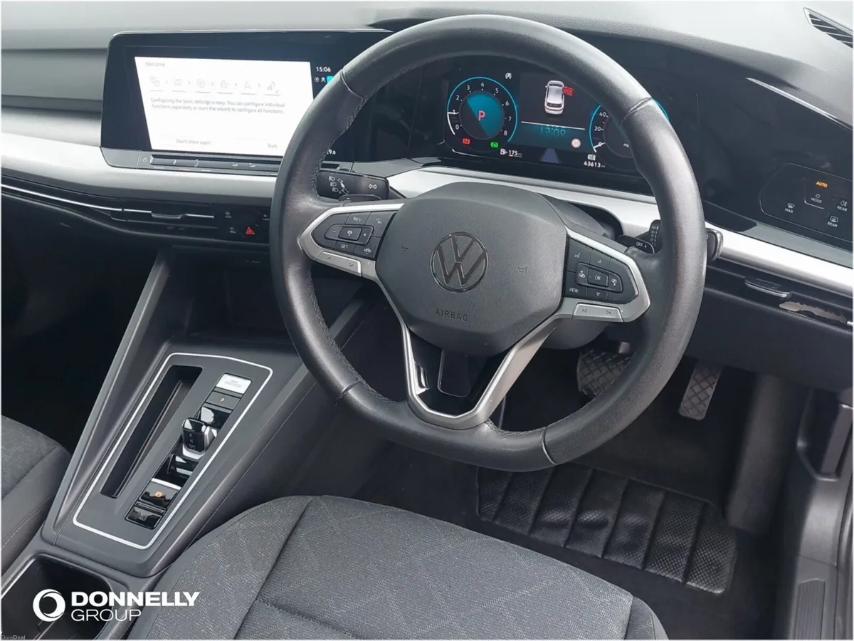 Volkswagen Golf 1.5 eTSI 150 Life 5dr DSG - Image 4