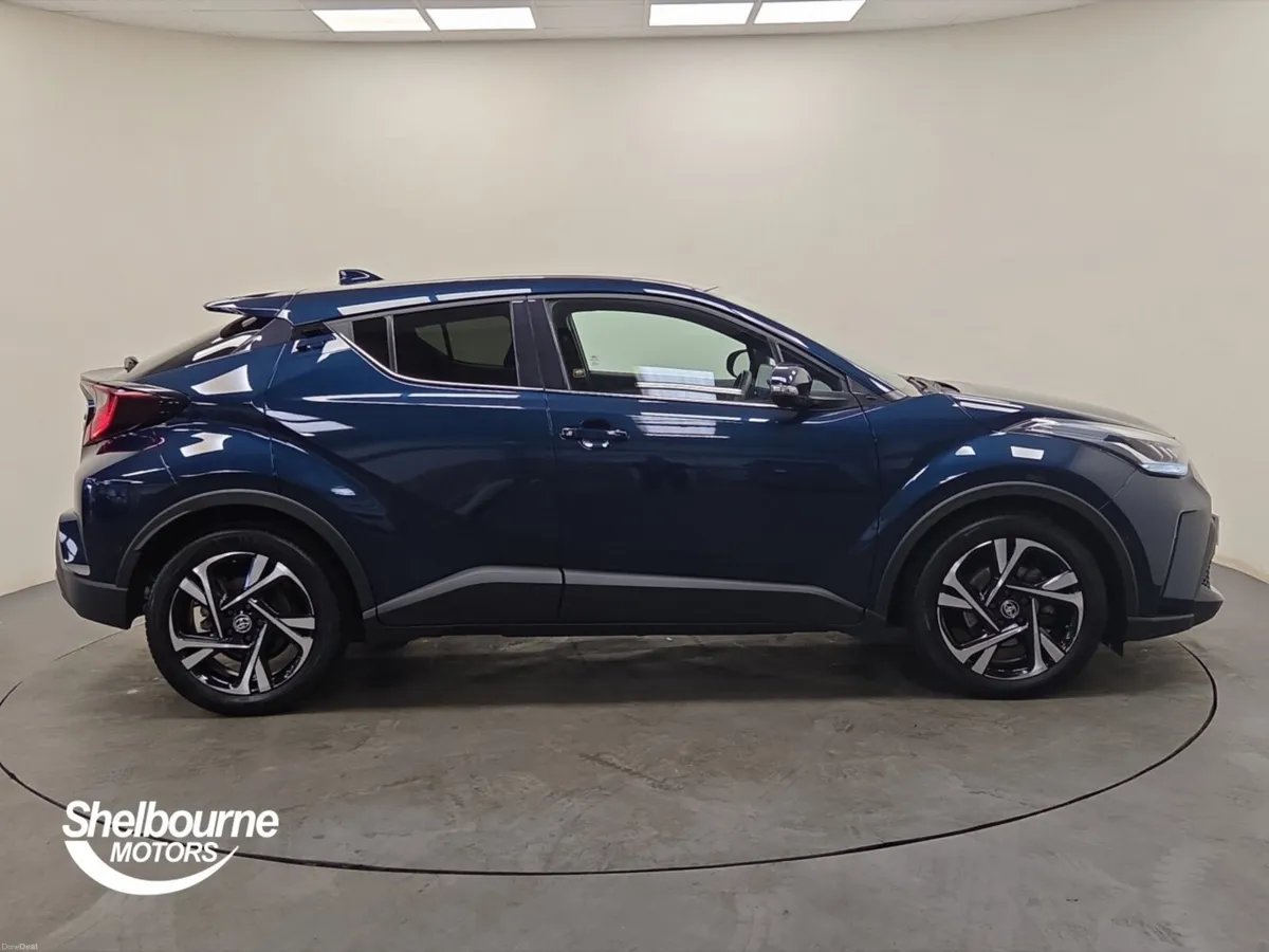 Toyota C-HR 2.0 Hybrid Design 5dr CVT - Image 2