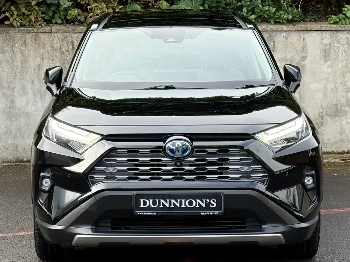 Toyota RAV4 2023 2.5 Hybrid Platinum 2WD - Image 2