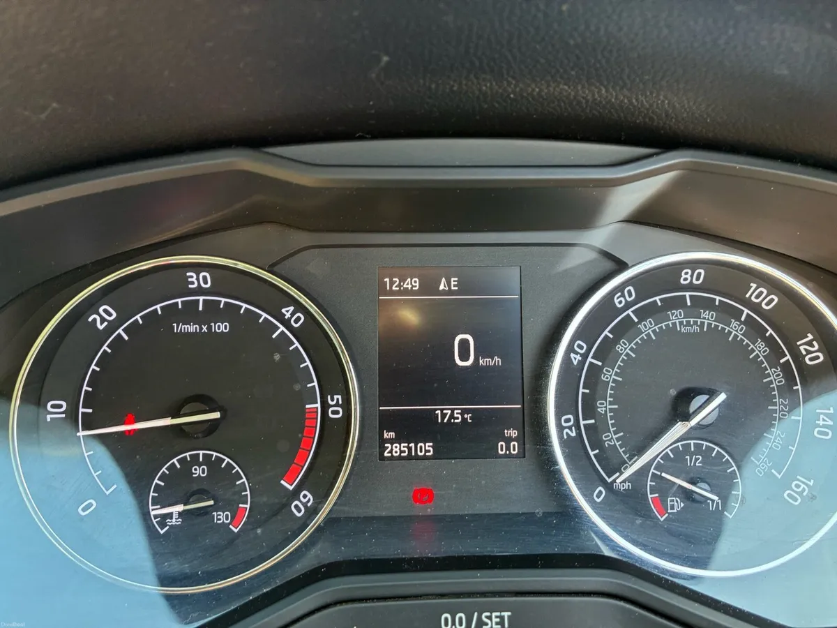 Skoda Superb - Image 4