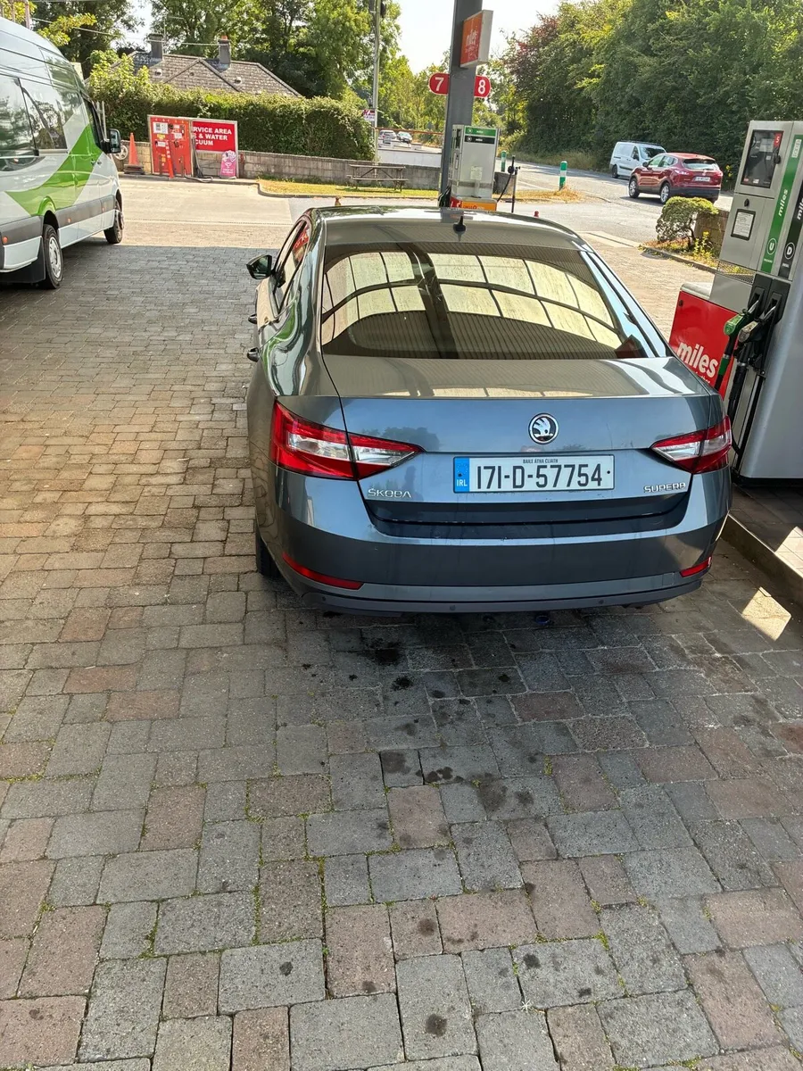 Skoda Superb - Image 3