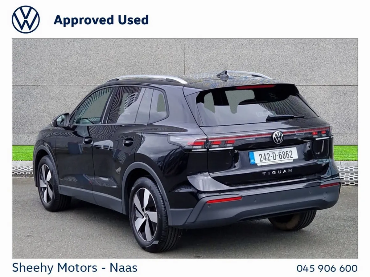 Volkswagen Tiguan Launch Edition 2.0TDI DSG - Image 3