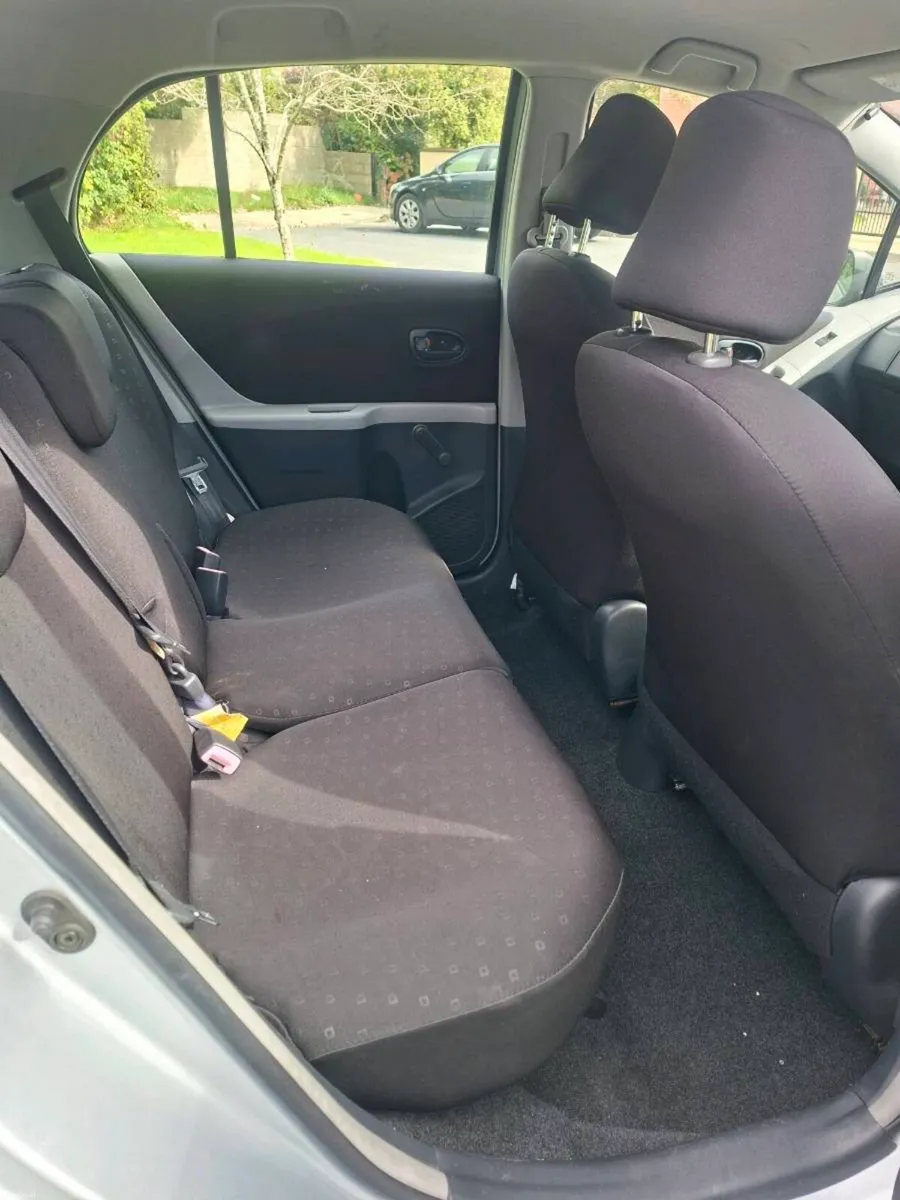 2006 Toyota yaris - Image 5
