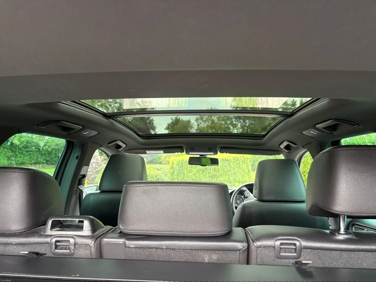 Volkswagen Touareg 2015 - Image 3