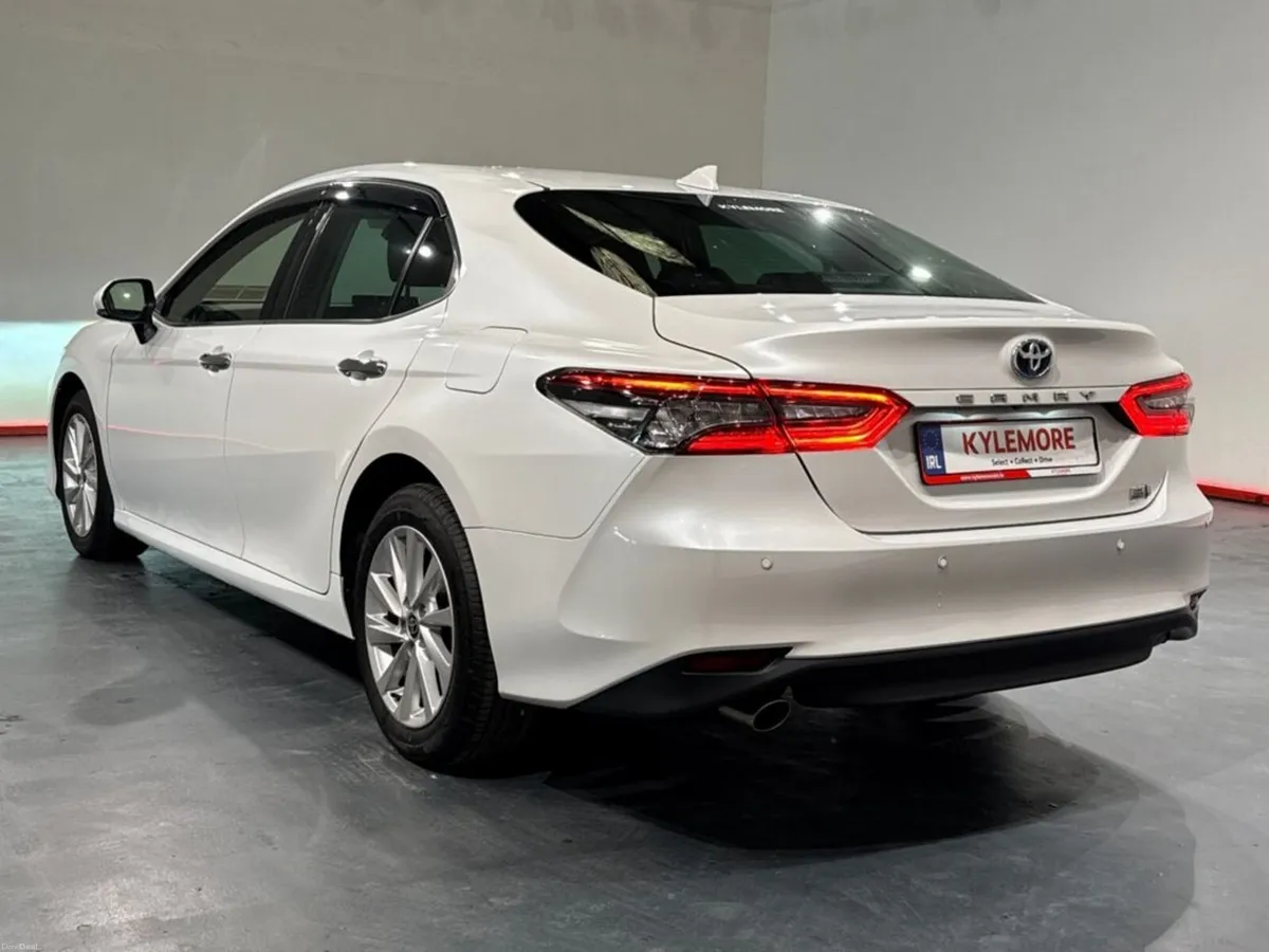 Toyota Camry 2.5 HYBRID AUTOMATIC - G SPEC - FACTO - Image 5