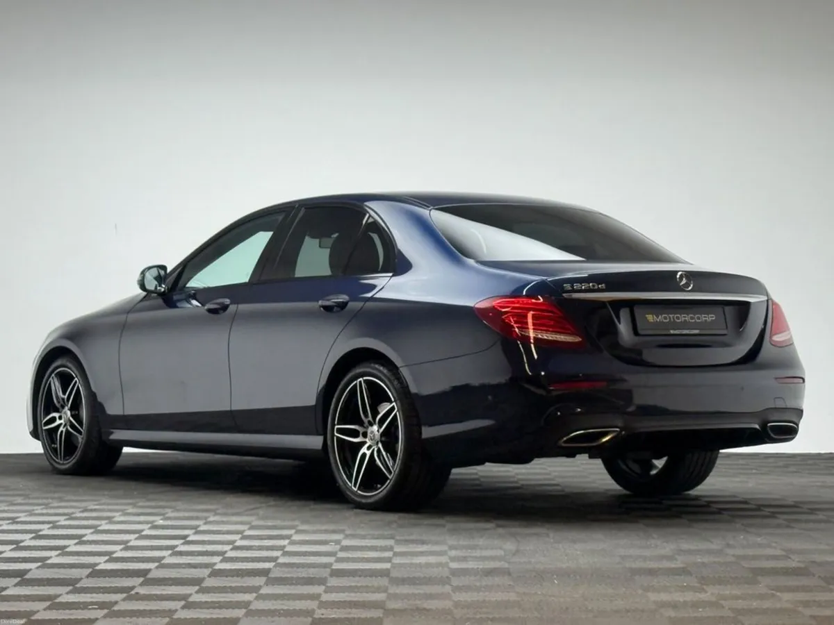 Mercedes-Benz E-Class E220D AMG LINE - Image 5
