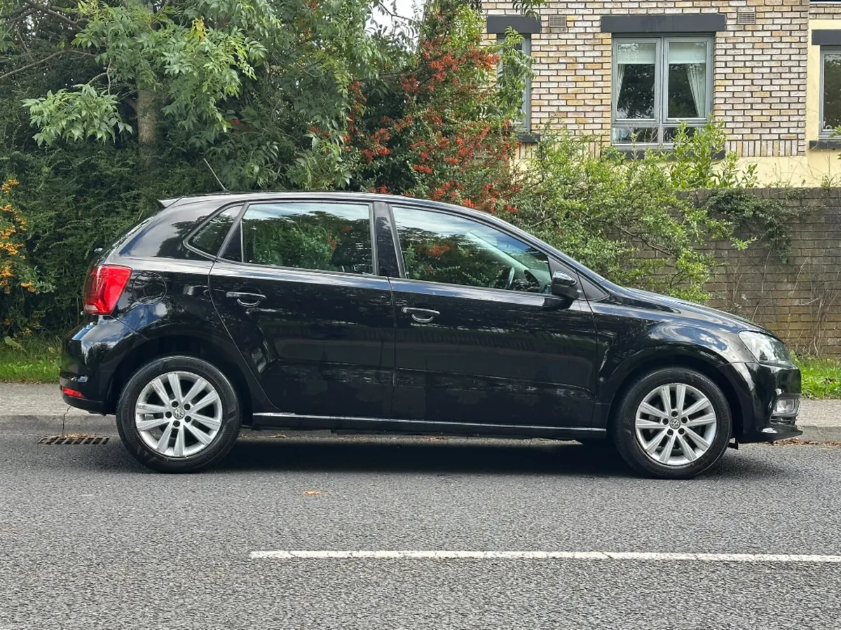 Volkswagen Polo TL 1.0 60HP M5F 5DR - Image 5