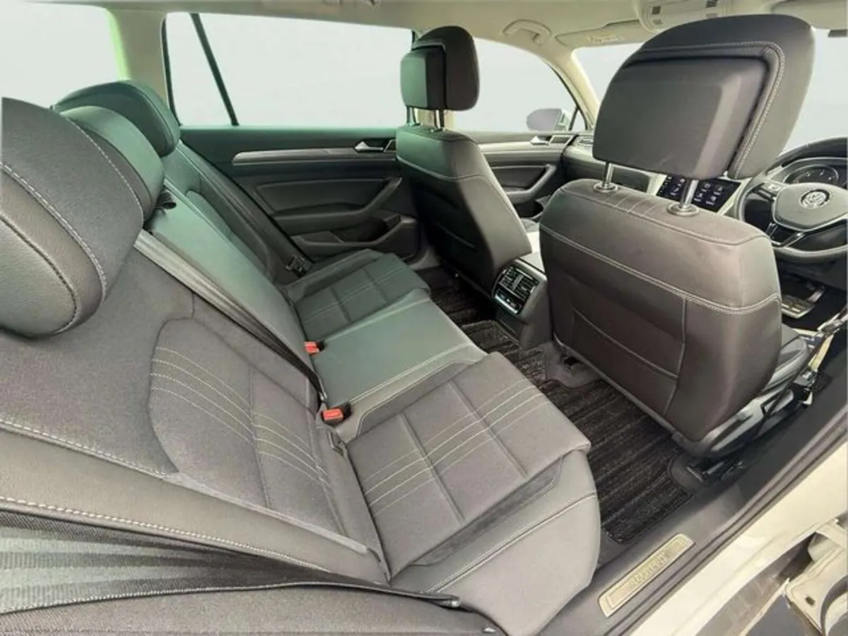 Volkswagen Passat ALLTRACK TDI 4MOTION Low mileage - Image 6