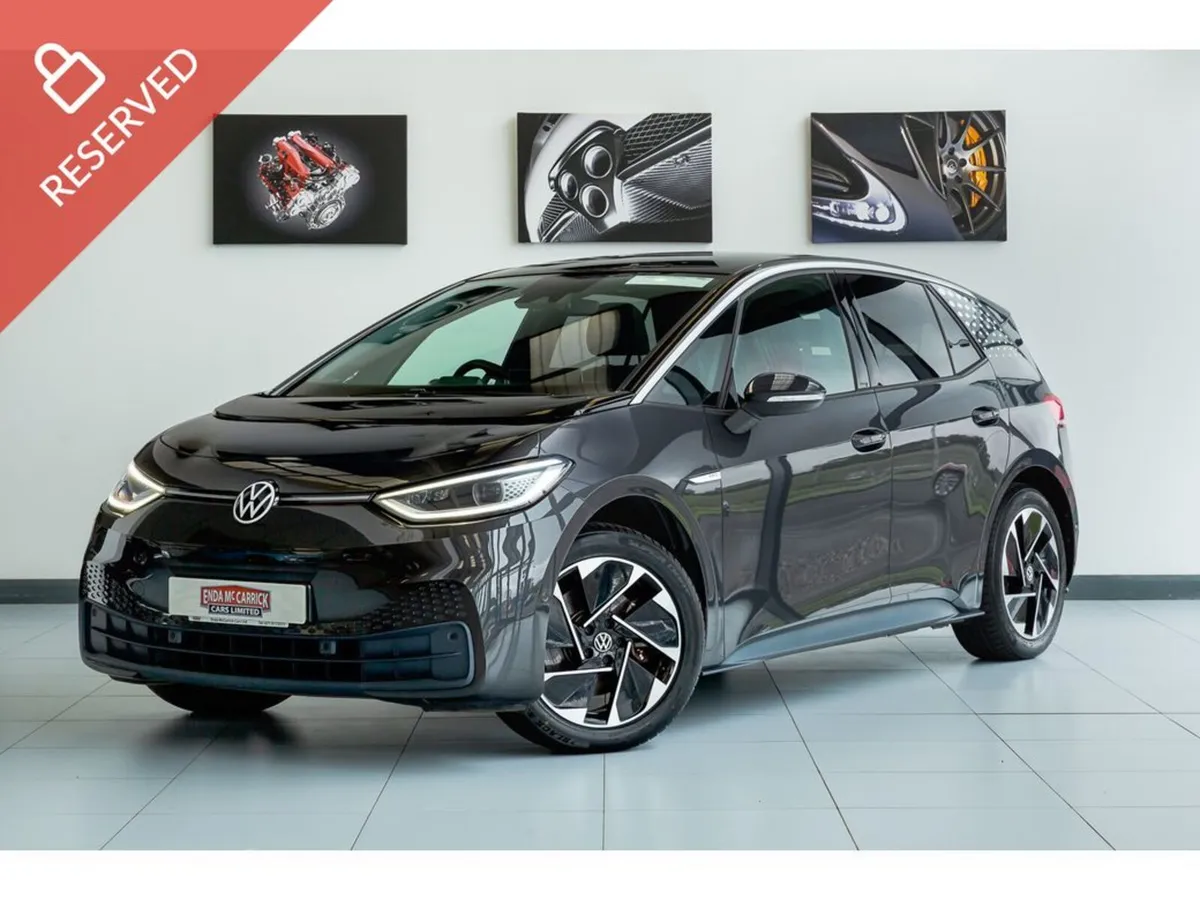 Volkswagen ID.3 LIFE PRO 58KWH SUNROOF - Image 1